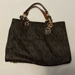 Michael Kors tote